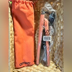 amika Strand Perfect Ceramic Styler